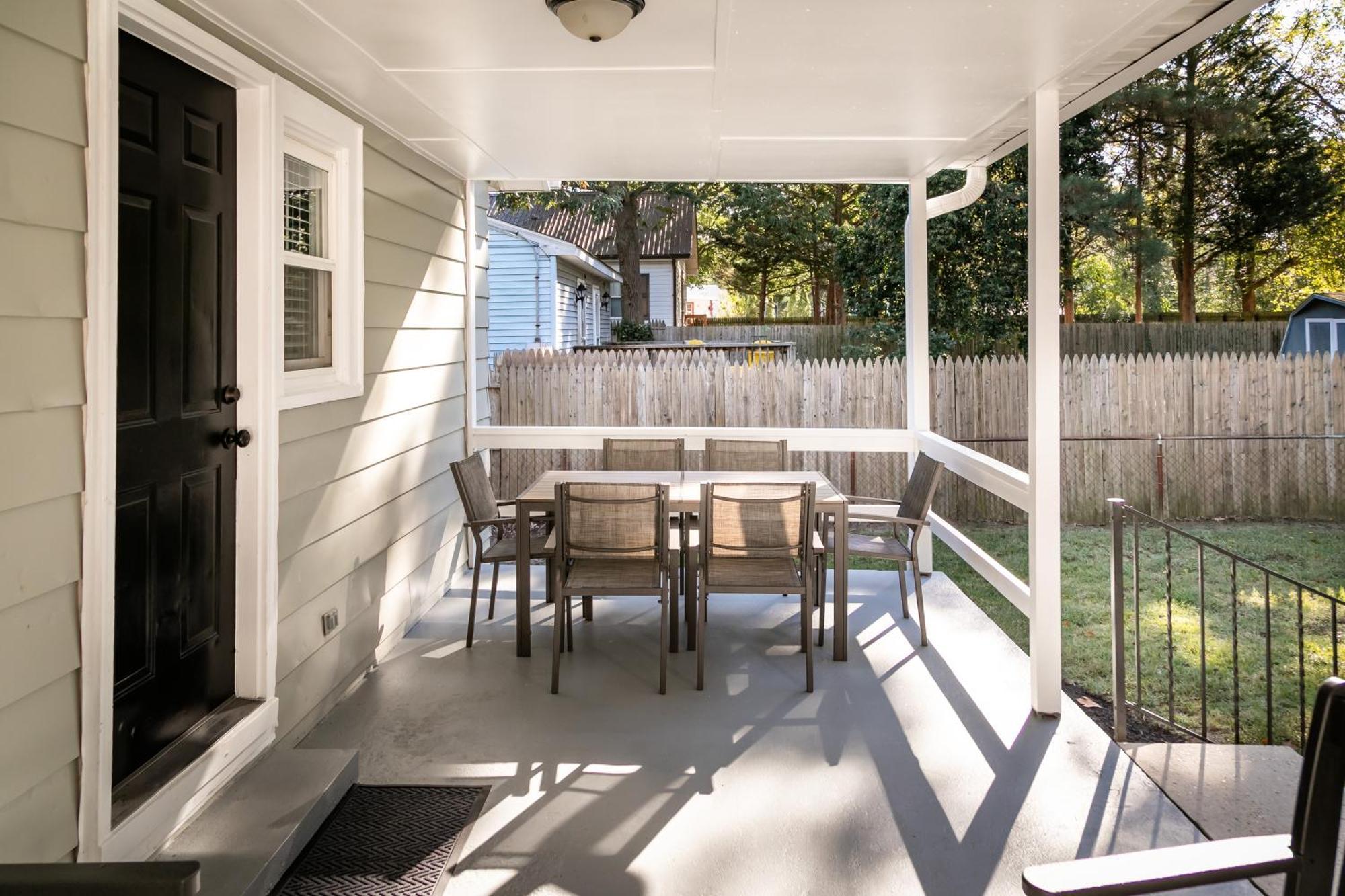 Salisbury Hideaway Villa Екстериор снимка